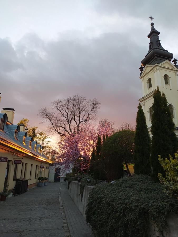 Guest House "Arkhistratyg" Lviv Luaran gambar