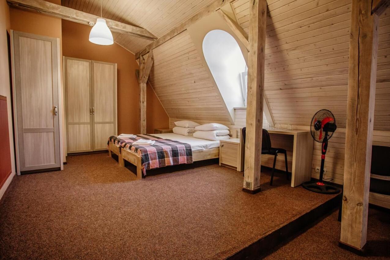 Guest House "Arkhistratyg" Lviv Luaran gambar
