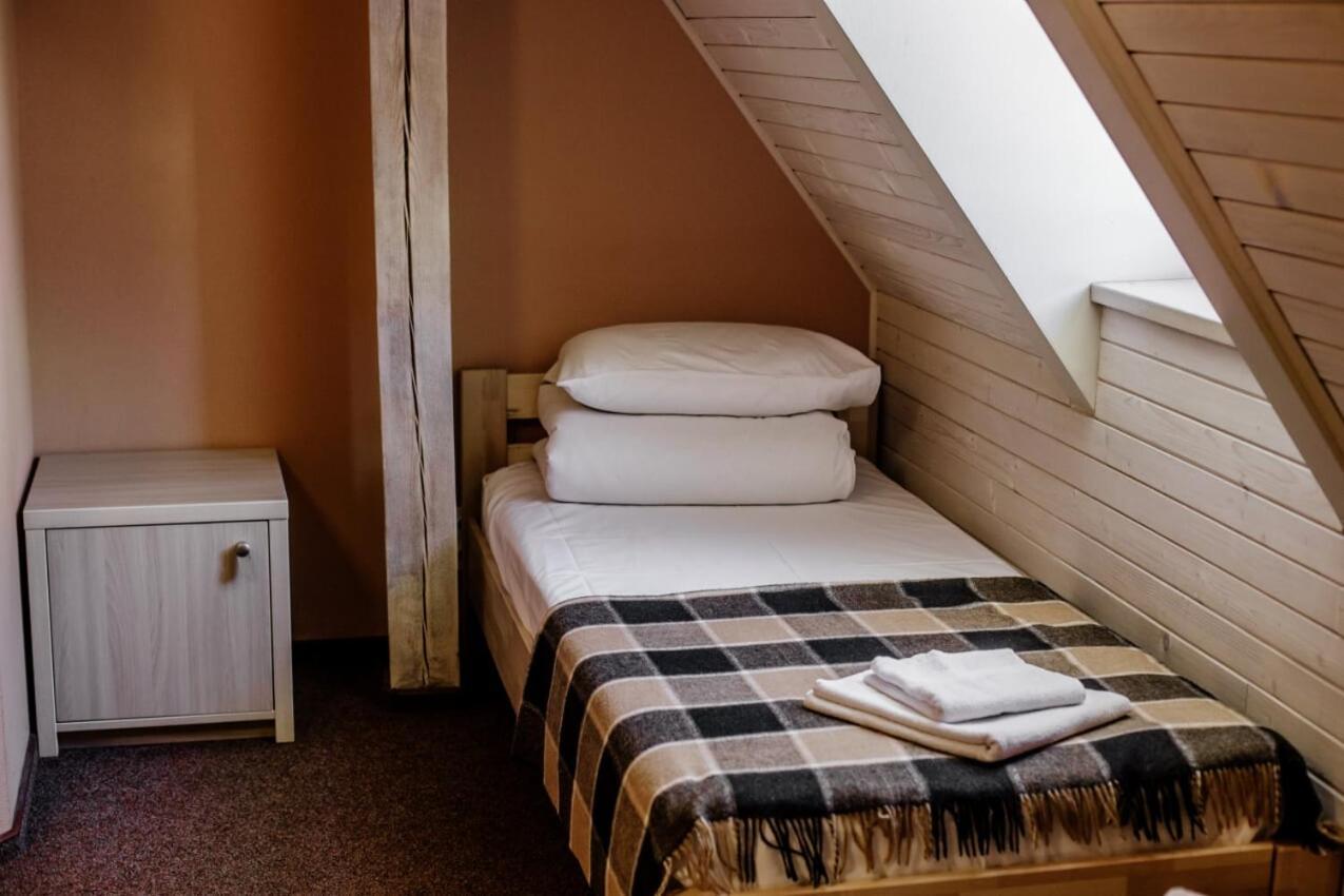 Guest House "Arkhistratyg" Lviv Luaran gambar