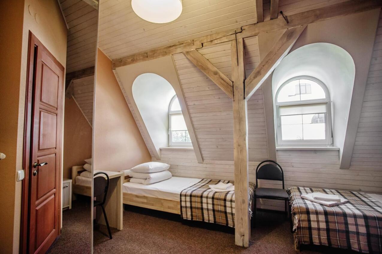 Guest House "Arkhistratyg" Lviv Luaran gambar