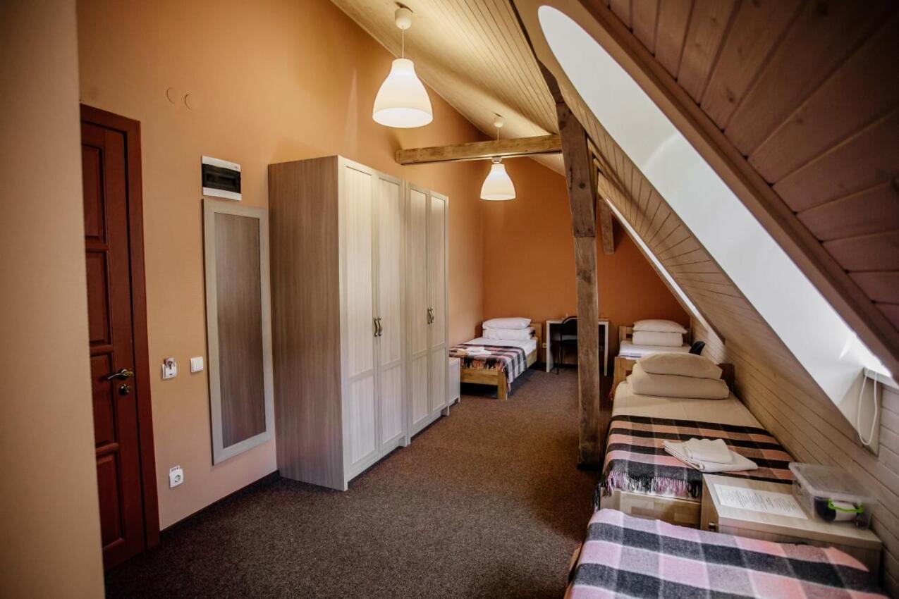 Guest House "Arkhistratyg" Lviv Luaran gambar