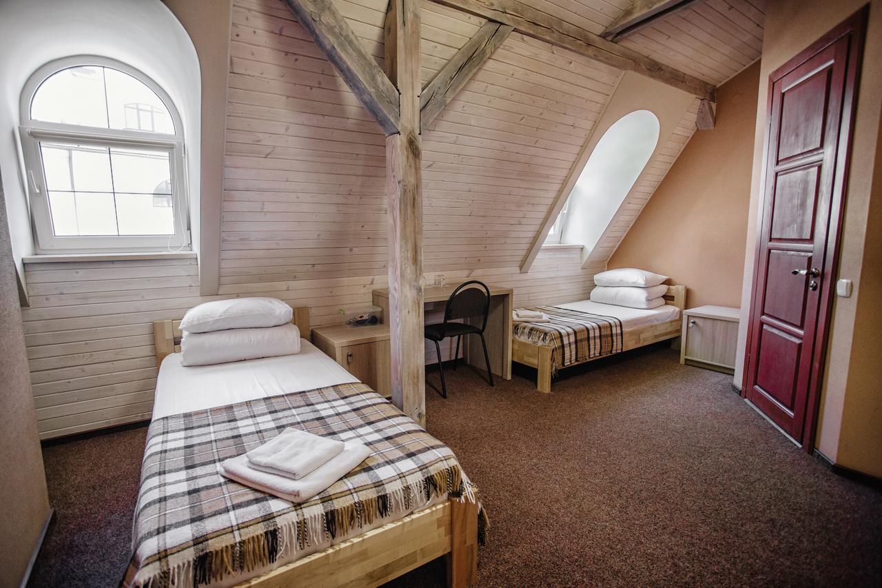 Guest House "Arkhistratyg" Lviv Luaran gambar