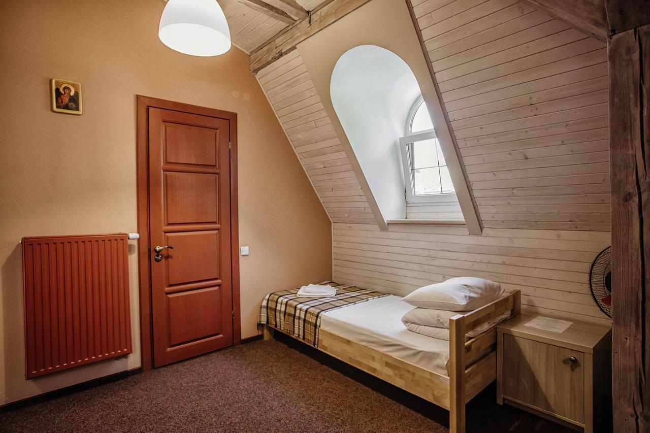 Guest House "Arkhistratyg" Lviv Luaran gambar