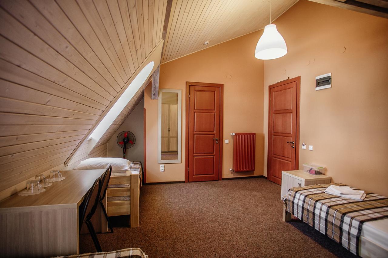 Guest House "Arkhistratyg" Lviv Luaran gambar