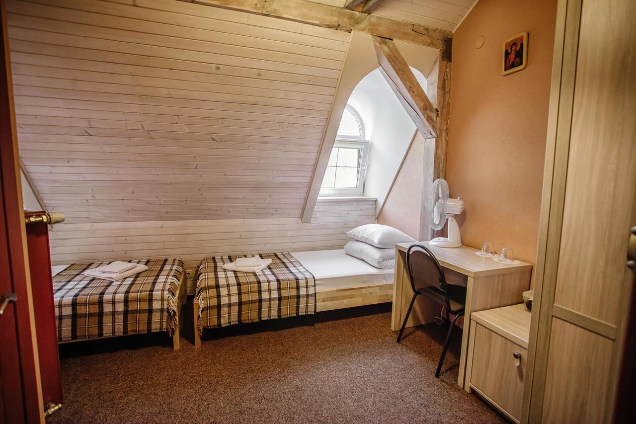 Guest House "Arkhistratyg" Lviv Luaran gambar